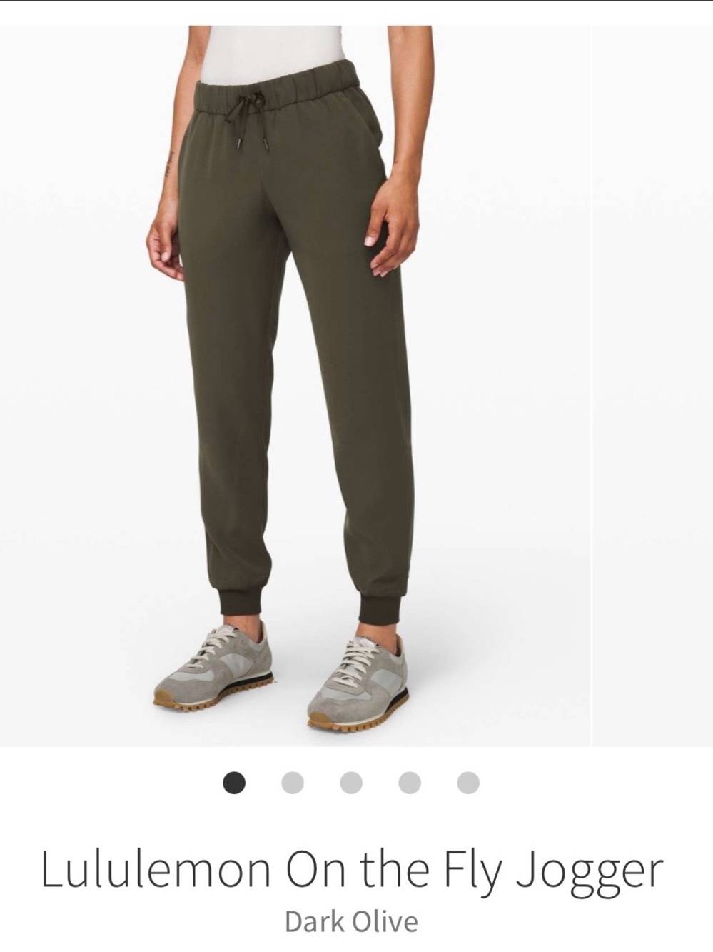 lululemon On the Fly Jogger
*Woven Size4